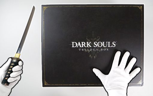 Edycja Kolekcjonerska Dark Souls Trilogy na unboxingu