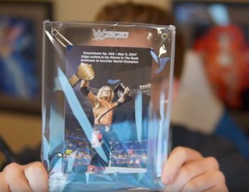 Kolekcjonerka WWE 2K20 na unboxingu