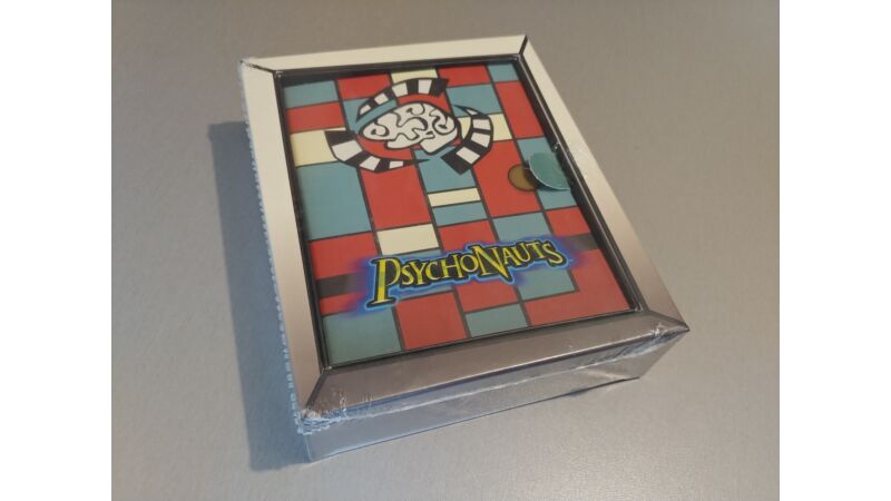 Limited Run #271 Psychonauts Psycho-Portal Edition PS4