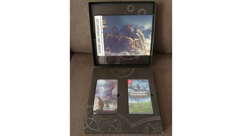 Xenoblade Chronicles: Definitive Edition Collector’s Set