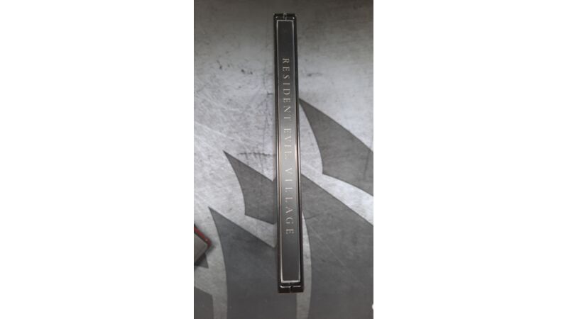 Resident evil village steelbook