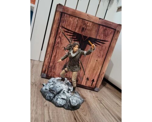 Lara Croft z edycji kolekcjonerskiej Rise of the Tomb Raider