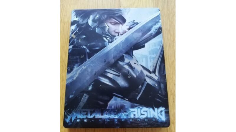 Steelbook G2 Metal Gear Rising Revenegeance