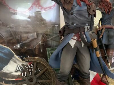 Assassin’s Creed Unity Arno & Elise (diorama)