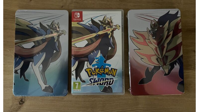 POKEMON SWORD (NINTENDO SWITCH) + 2 STEELBOOKI (SWORD I SHIELD)