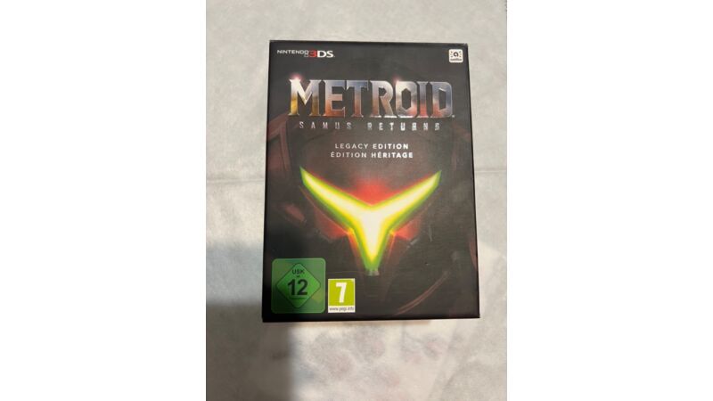 Metroid Samus Returns Legacy Edition (Nintendo 3DS)