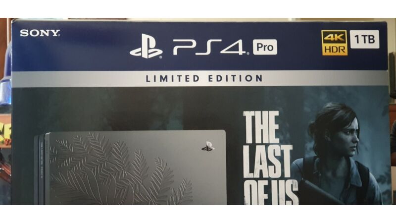 PS4 PRO EDYCJA LIMITOWANA  The last of us part II  NOWA