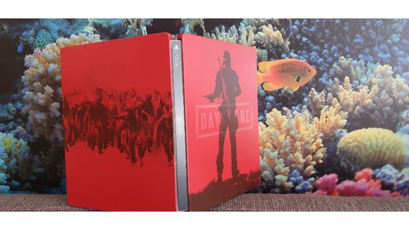 Figurka z Days Gone + steelbook