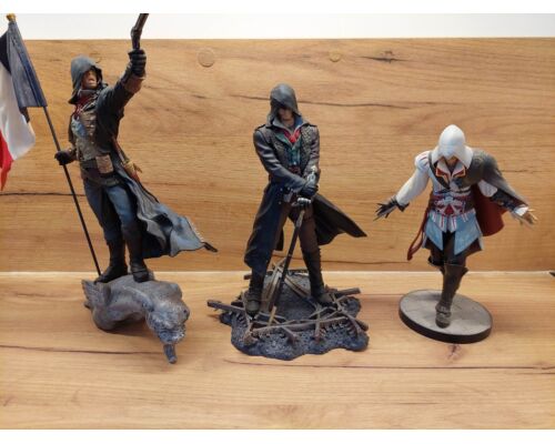 Zestaw figurek – Assassins Creed – II, Syndicate, Unity