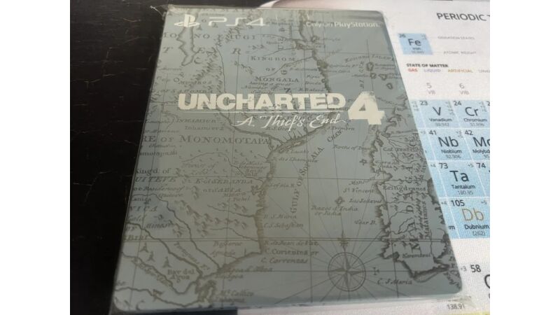 Uncharted 4 Ps4/Ps5 edycja unikatowa mapa Steelbook.