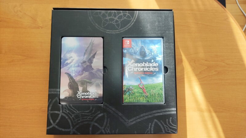 Xenoblade Chronicles Definitive Edition Collector’s Set Nintendo Switch