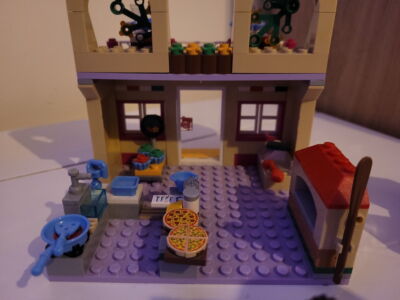 LEGO FRIENDS Pizzeria w Heartlake