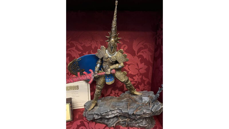 Figurka Blasphemous Crisanta of the Wrapped Agony