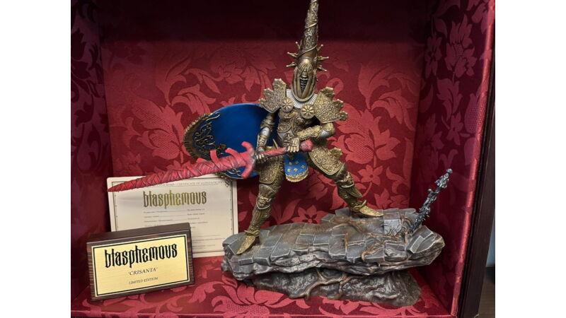 Figurka Blasphemous Crisanta of the Wrapped Agony