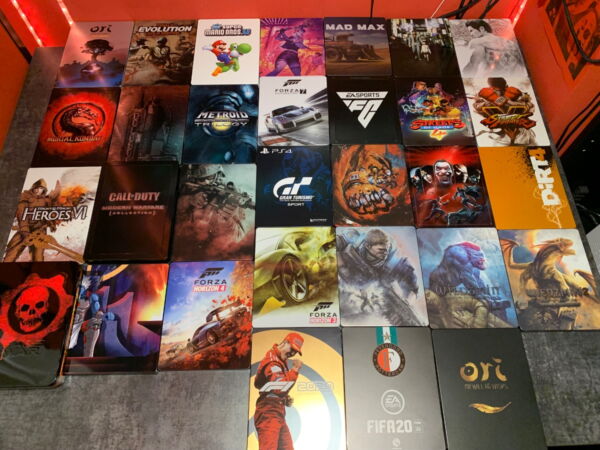 Zestaw gier w steelbookach