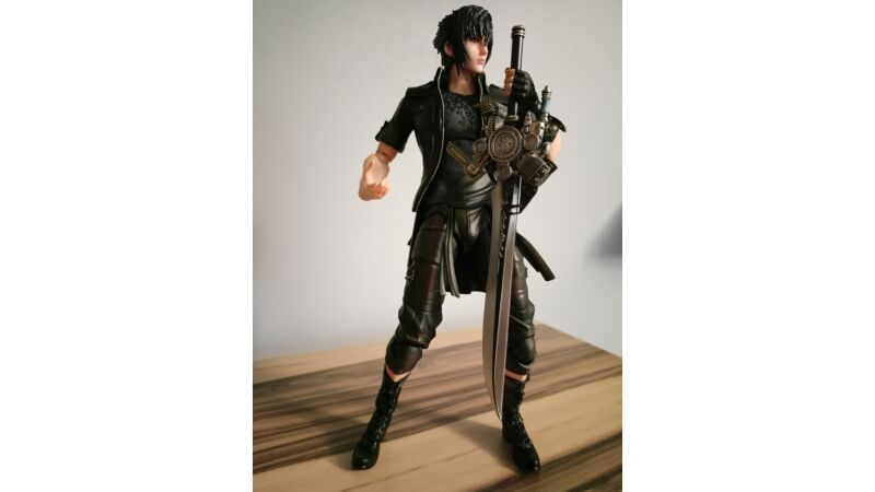 Final Fantasy XV – Noctis – Play Arts Kai