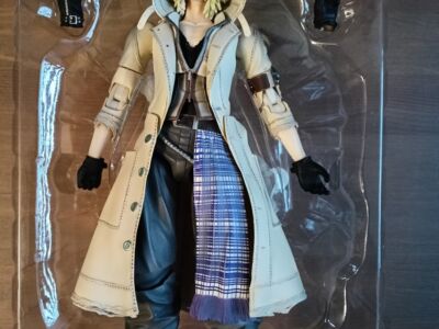 Final Fantasy XIII – Lightning, Snow – Play Arts Kai