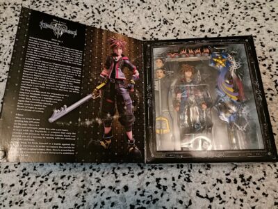 Kingdom Hearts III Sora Deluxe ver. Play Arts Kai (z defektem)