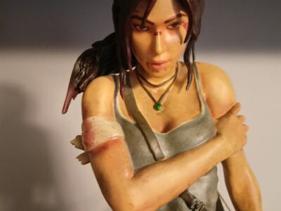 Tomb Raider Lara Croft – Gaming Heads statua 1/4
