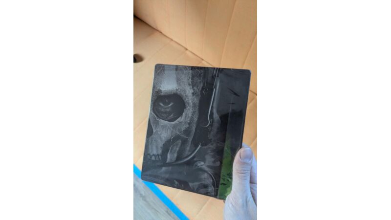 CALL OF DUTY MODERN WARFARE 2 STEELBOOK (FOLIA)