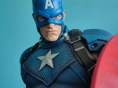 Captain America Premium Format