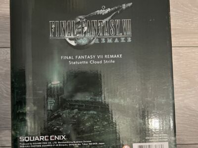 Statuetka, figurka Final Fantasy VII Cloud Strife, Square Enix, IDEAŁ