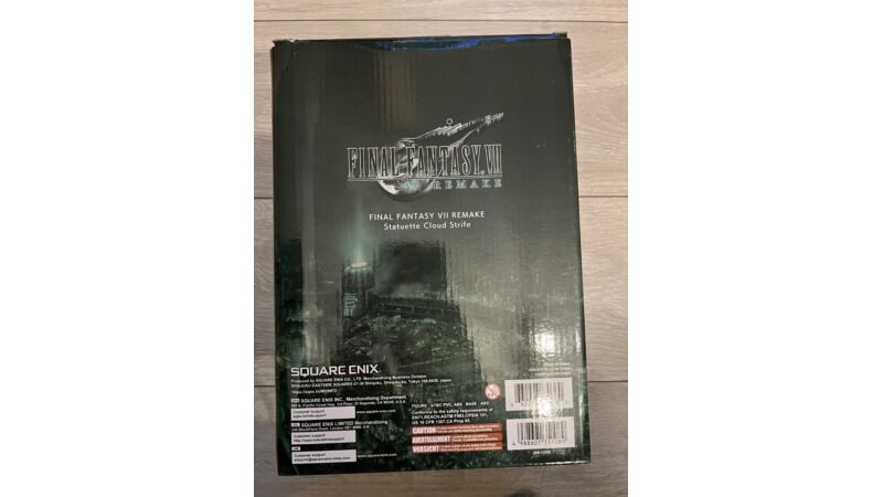 Statuetka, figurka Final Fantasy VII Cloud Strife, Square Enix, IDEAŁ