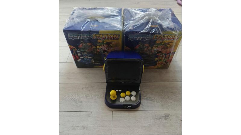 Konsola Retroroid Capcom C8