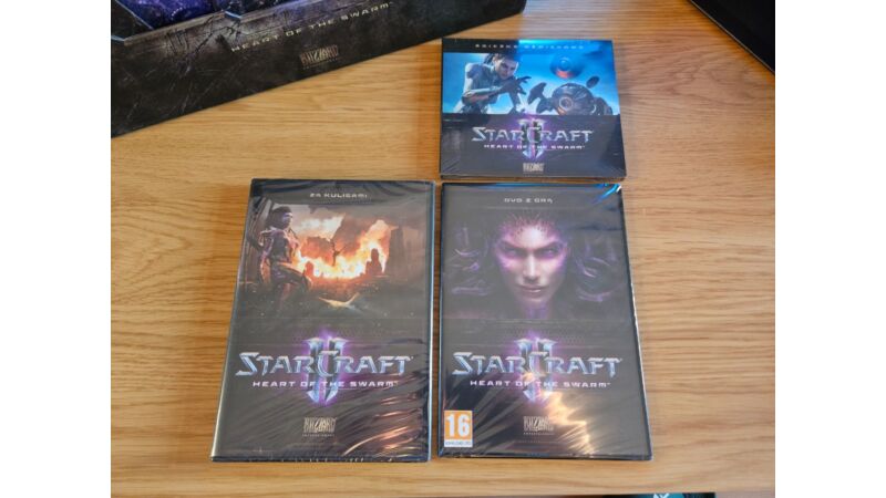 Edycja Kolekcjonerska StarCraft II Heart of the Swarm (PC, DVD z grą w folii)