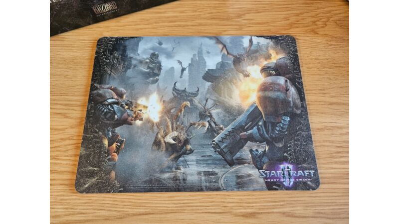 Edycja Kolekcjonerska StarCraft II Heart of the Swarm (PC, DVD z grą w folii)