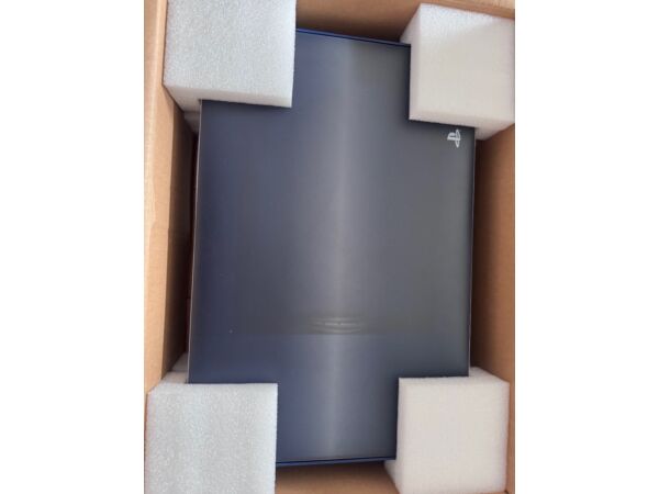 Sony PlayStation 4 Pro 500 Million Limited Edition 2TB