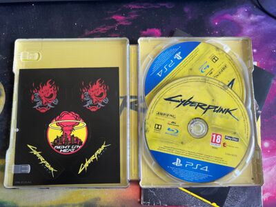 Cyberpunk 2077 PS4 z autografami twórców