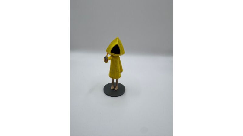 Little Nightmares Six Edition