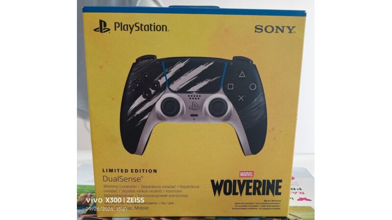 Nowy Pad PS5 Wolverine Adamantium