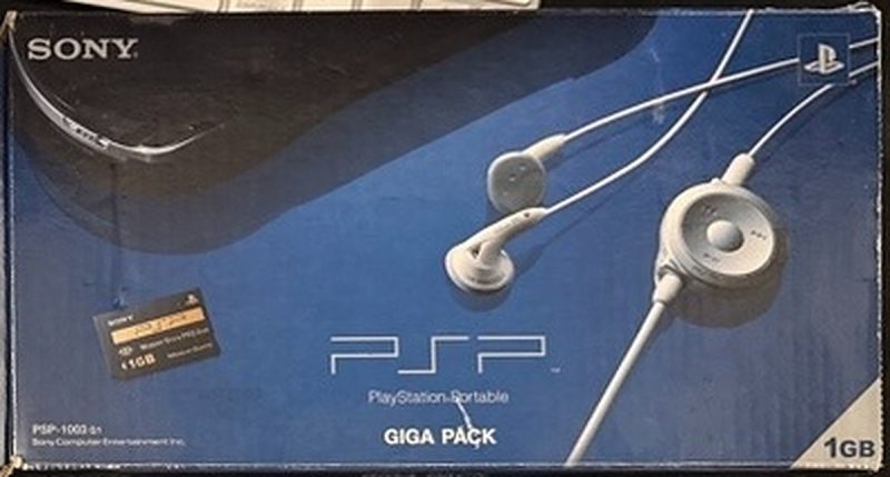Sony PSP Giga Pack PSP-1003 komplet w pudełku Memory Stick 1GB słuchawki